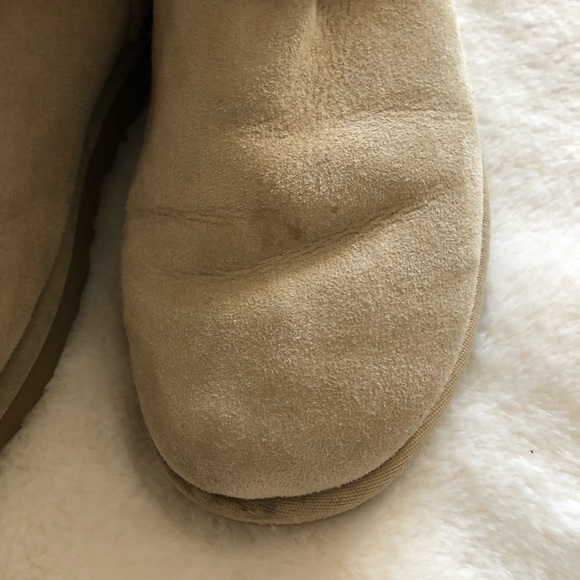 UGGS Classic Tall Boot - Picture 4 of 4